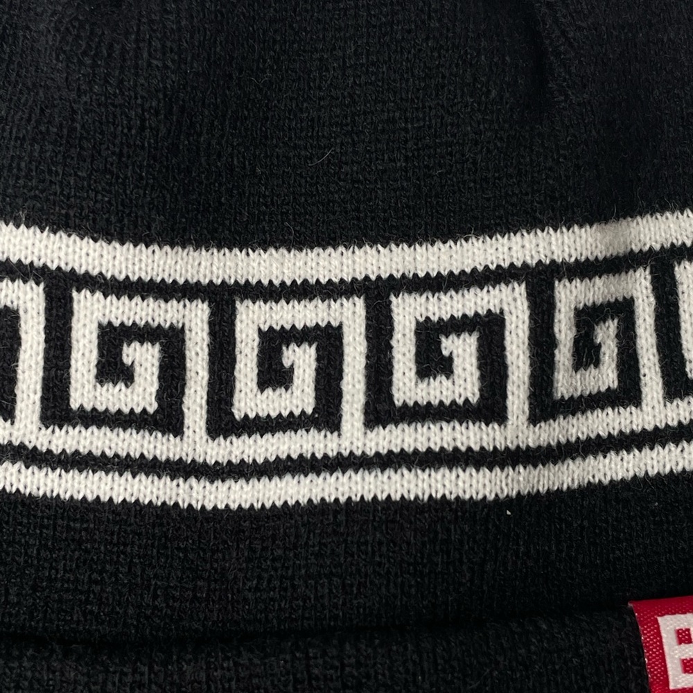 Best Beanie - Picture 5 of 7